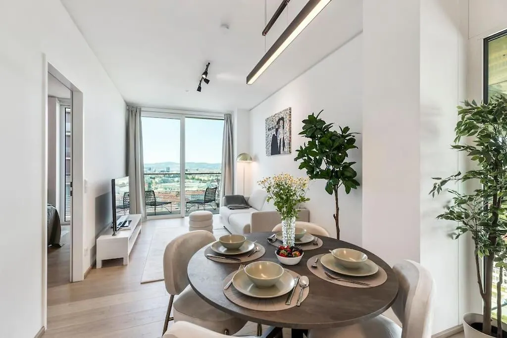 Design Apartment With Amazing View Over Wien