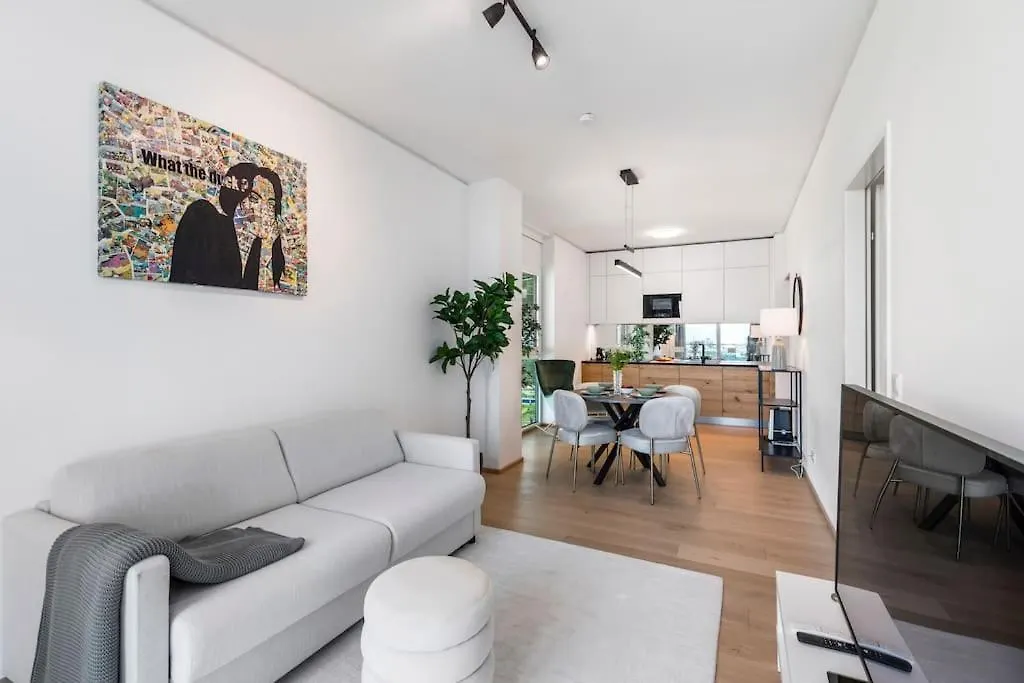 Design Apartment With Amazing View Over Wien