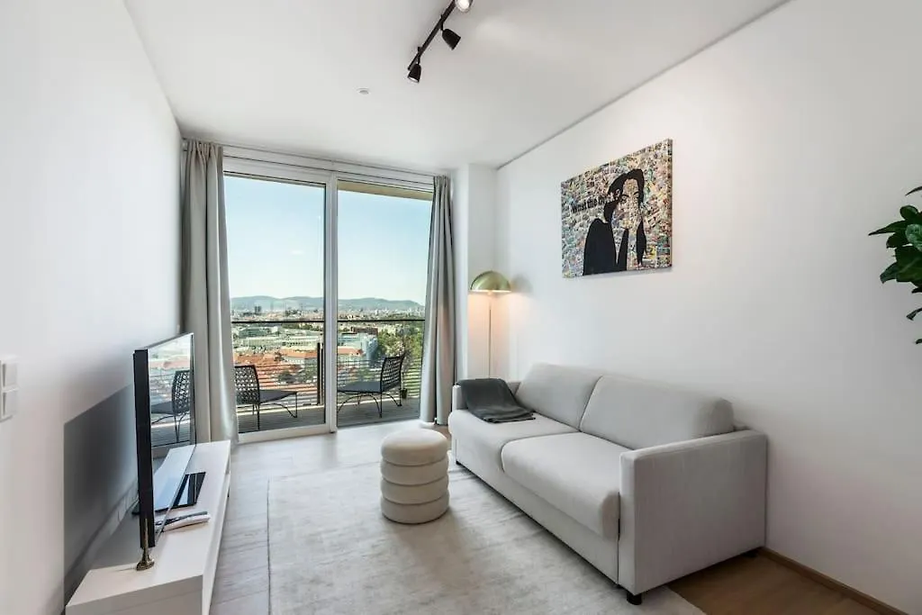 Design Apartment With Amazing View Over Vienna